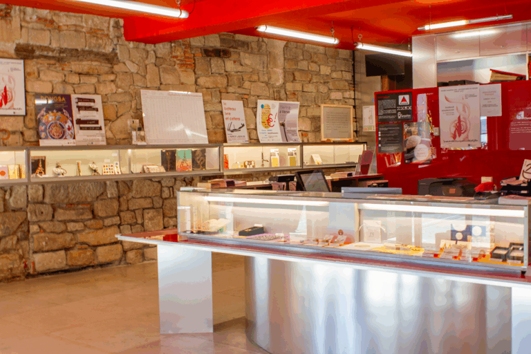 Boutique - Musée Champollion - Les Écritures Du Monde, Photo Laura Coolen (40)