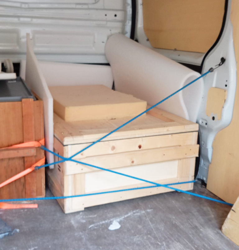 Montage de l'exposition « Gestes d’éternité »